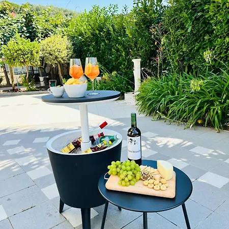 Semesterbostad Brunella